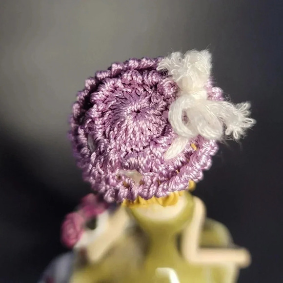 AppleTree Design Young Lady In Dress Porcelain  Figurine with crochet hat - Picture 4 of 12